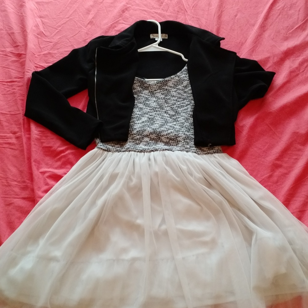 Knit Works - 2 pieces dress + jacket - black white